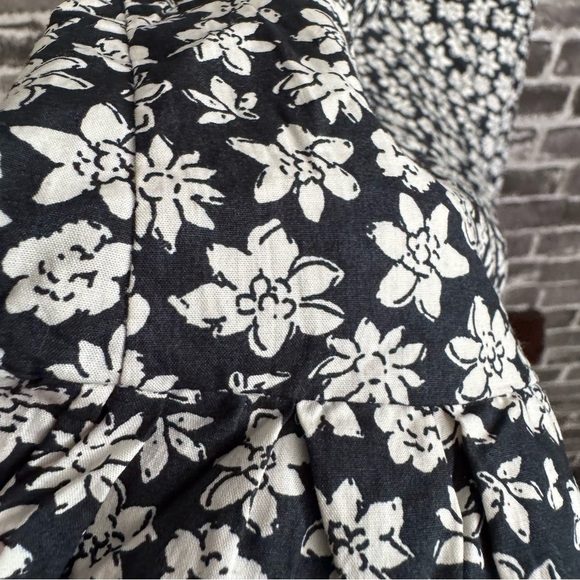 NWT Billabong flirty mood floral black white puff sleeve mini dress - Picture 9 of 16